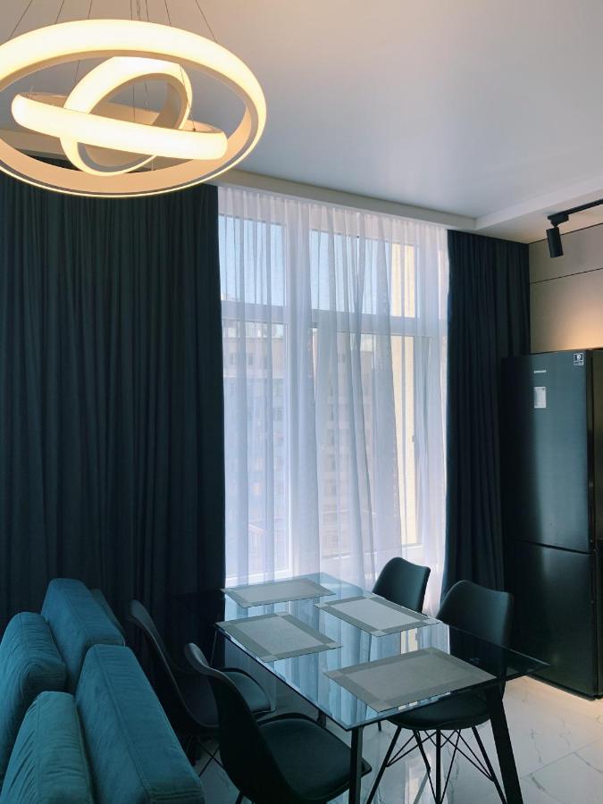 Sunny Apartment 5 โอเดสซา ภายนอก รูปภาพ
